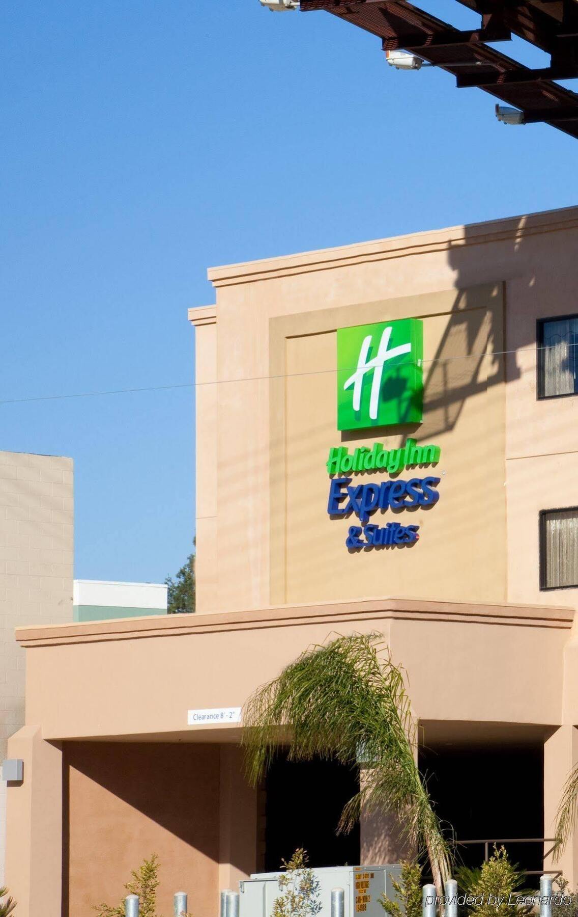 Holiday Inn Express Hotel & Suites Woodland Hills By Ihg Los Angeles Zewnętrze zdjęcie